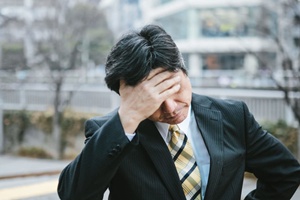 カスハラに負けない、安心して働ける職場に～カスタマーハラスメント～④<br>【外部者の攻撃から従業員を守るためには-危機介入のアプローチ】